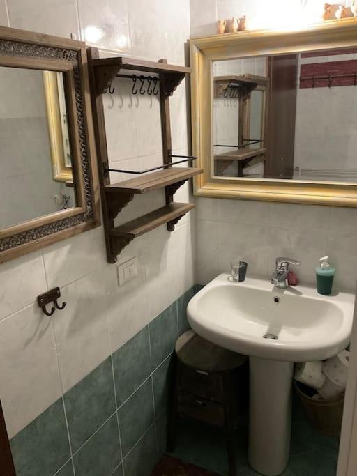 Isolab: Monolocale In Zona Isola Apartment Милано Екстериор снимка